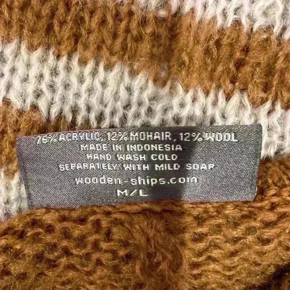 Wooden Ships. Loose knit dolman sleeve sweater. Size M/L - Picture 7 of 7